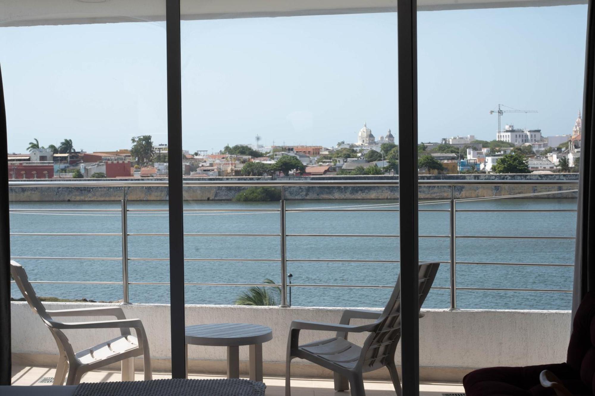Con Balcon Cerca Al Centro Apartment *